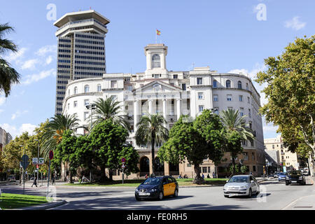 Hochbau Naval de Catalunya befindet sich in der Umgebung von La Rambla von Barcelona, eine lebendige und in der Tat interessante Destination. Stockfoto