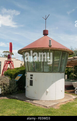 Leuchtturm, konserviert in den lokalen Maritime Museum in Port Albert, South Gippsland, Victoria, Australien Stockfoto