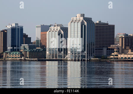 Die Stadt Halifax in Nova Scotia, Kanada. Die Hafenstadt steht von der Küste von Halifax Hafen. Stockfoto