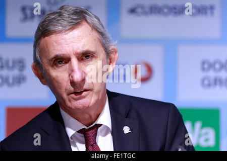 03.02.2016 - München; Svetislav Pesic (Head Coach, FC Bayern München e.V.) während der Pressekonferenz. Spiel zwischen FC Bayern München vs. Banvit Bandirma Türkei, Eurocup letzte 32, Runde 5 im Audi Dome in München/Deutschland. Bildnachweis: Lajos-Eric Balogh/turfstock.com Stockfoto