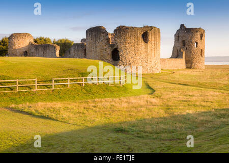 Flint Castle in Flint, Flintshire, North Wales, wurde von Edward i. erbaut während seiner Invasion von Wales im Jahre 1277 Stockfoto