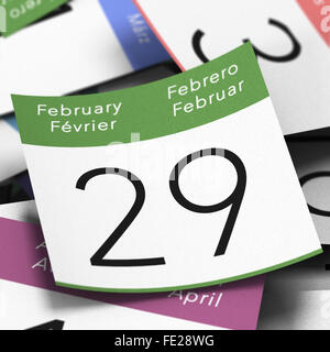 Kalender, wo es mit einem blauen Reißzwecke, Schaltjahr Tag Bild 29. Februar geschrieben hat Stockfoto