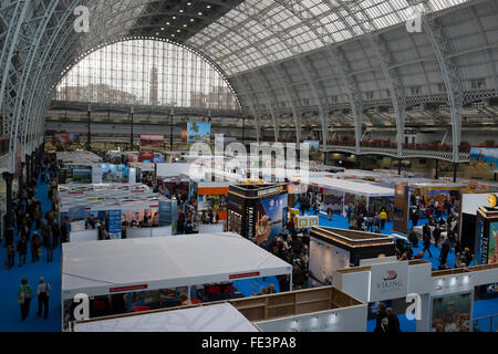 Olympia, London, UK. 4. Februar 2016. Urlaub und Reisen zeigen bekommt im Gange bei Olympia in London, jetzt drin ist 23. Jahrgang seine größer und besser mit mehr als 550 Credit steht: Keith Larby/Alamy Live News Stockfoto