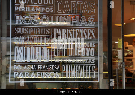 Bäckerei-Fenster in Porto Stockfoto