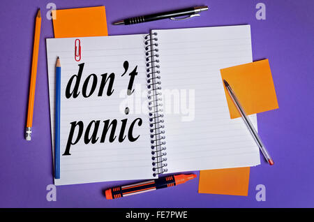 Keine Panik, Wort auf notebook Stockfoto