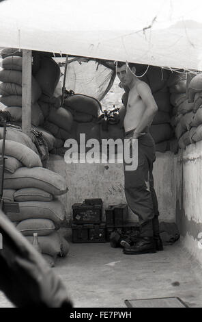 42 Cdo RM KPMG und Sangar Frontlinie Aden Jemen 1967 Abzug der Briten Stockfoto