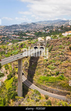 Aussichtsberg Autobahn Straßen auf der Insel Madeira, Portugal Stockfoto