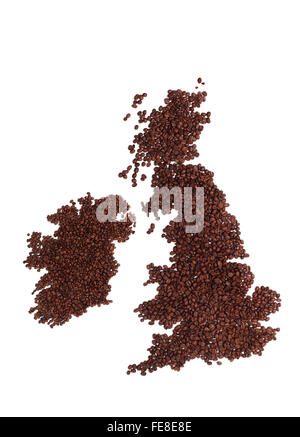 Karte von England, Schottland und Irland aus Braun, frisch geröstete Kaffeebohnen Stockfoto