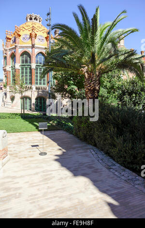 Detaillierte modernistische Architektur machte ich mich auf dem Gelände des Hospital De La Santa Creu Sant Pau in Barcelona, Spanien. Stockfoto