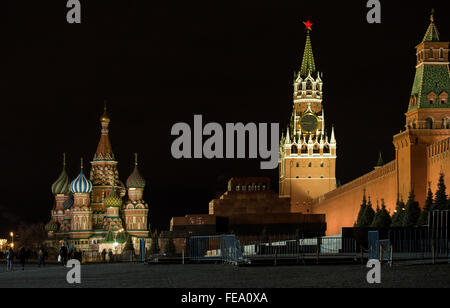 Moskau, Russland. 4. Februar 2016. Der Kreml und Basilius Kathedrale auf dem Roten Platz in Moskau, Russland, 4. Februar 2016. Foto: Sven Hoppe/Dpa/Alamy Live News Stockfoto