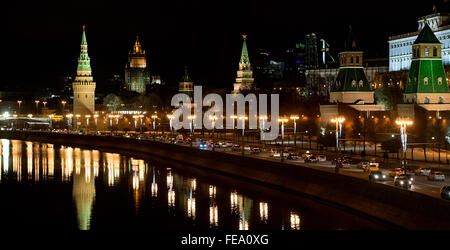 Moskau, Russland. 4. Februar 2016. Der Kreml, wie gesehen von einer Brücke über die Moskwa in Moskau, Russland, 4. Februar 2016. Foto: Sven Hoppe/Dpa/Alamy Live News Stockfoto