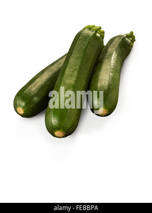 Organische Zucchini auf weißem Hintergrund Stockfoto