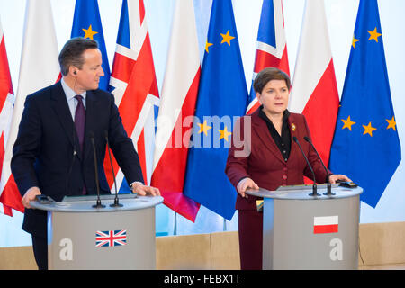 Warschau, Polen. 5. Februar 2016. Pressekonferenz des polnischen Ministerpräsidenten Beata Szydlo und British Prime Minister David Cameron in der Kanzlei des polnischen Ministerpräsidenten 5. Februar 2016 in Warschau, Polen. Bildnachweis: MW/Alamy Live-Nachrichten Stockfoto