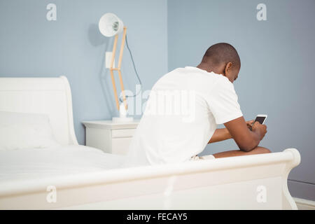 Mann mit smartphone Stockfoto