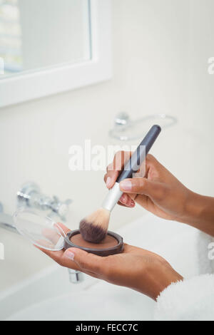 Schöne Frau, die Anwendung machen Stockfoto