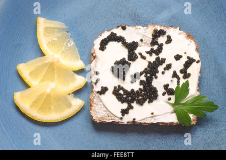 Open-Sandwich auf Platte Stockfoto