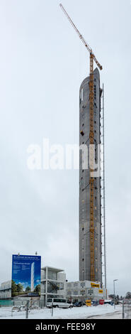 Rottweil, Deutschland - 19. Januar 2016: Baustelle der neuen Thyssen Krupp Elevator Testturm in Rottweil, Deutschland. Die f Stockfoto