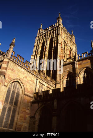 Great Malvern Priory Kirche Mittelturm englische senkrecht Ctyle Gotik Worcestershire Midlands England UK Stockfoto