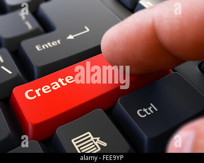 Finger-Pressen-rote Tastatur-Taste erstellen. Stockfoto