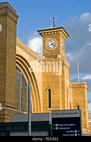 Kings Cross Station Fassade in London Stockfoto