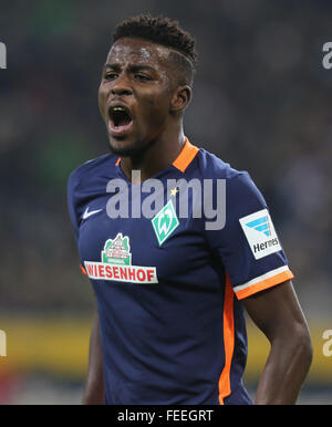 Mönchengladbach, Deutschland. 5. Februar 2016. Fußball Bandesliga, Borussia Moenchengladbach Vs SV Werder Bremen, 5. Februar 2016, Mönchengladbach, Deutschland: Papy Djilobdji (Bremen). Bildnachweis: Jürgen Schwarz/Alamy Live-Nachrichten Stockfoto