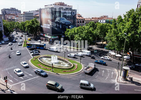 Madrid Spanien, Europa Europa, Spanien, Chamberi, Plaza Alonzo Martinez, Kreuzung, Blick von oben, Verkehr, Brunnen, Spanien150708110 Stockfoto