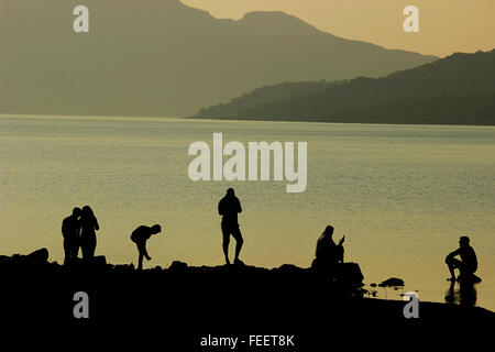 Silhouette von Menschen in verschiedenen Aktivitäten, Pune, Indien Stockfoto