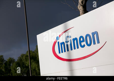 Ein Logo Zeichen außerhalb einer Einrichtung von Infineon Technologies in Morgan Hill, Kalifornien am 23. Januar 2016 besetzt. Stockfoto