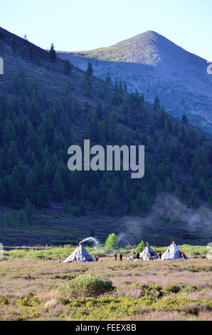 Duhkha (gleiche wie Tsaatan)-Sommer-camp Stockfoto