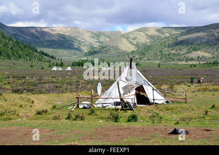 Duhkha (gleiche wie Tsaatan)-Sommer-camp Stockfoto