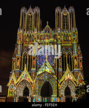 Lichtershow der Kathedrale von Reims in Reims Frankreich am 12. September 2015 Stockfoto