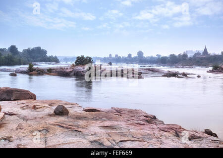 Fluss Betwa, Orchha, Madhya Pradesh, Indien, Südasien Stockfoto