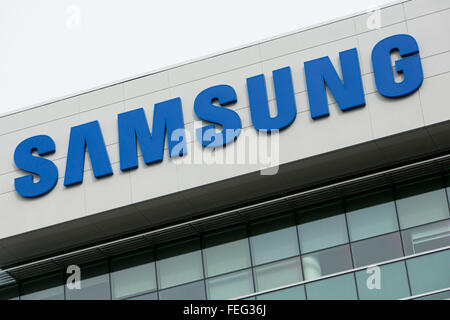Ein Logo Zeichen außerhalb einer Einrichtung von Samsung in Sunnyvale, Kalifornien am 24. Januar 2016 besetzt. Stockfoto