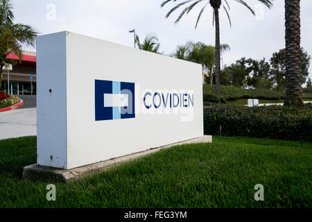 Ein Logo Zeichen außerhalb einer Einrichtung von Covidien in Carlsbad, Kalifornien am 30. Januar 2016 besetzt. Stockfoto