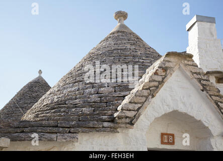 Typische Trulli in Alberobello, Apulien, Italien Stockfoto