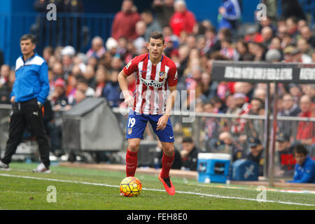 Madrid, Spanien. 6. Februar 2016. Lucas Hernandez (Atletico) Fußball: Spanisch "Liga BBVA" match zwischen Atletico de Madrid 3-1 SD Eibar im Vicente Calderon Stadion in Madrid, Spanien. © Mutsu Kawamori/AFLO/Alamy Live-Nachrichten Stockfoto