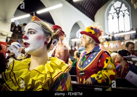 London, UK. 7. Februar 2016.  70. Jahresbericht Joseph Grimaldi Clowns International Church Service Credit: Guy Corbishley/Alamy Live-Nachrichten Stockfoto