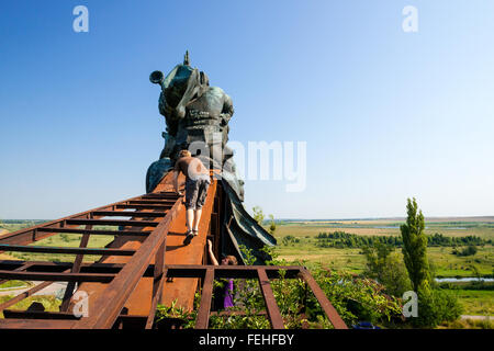 Sowjetische Denkmal von 1975 die 1. Kavallerie-Armee Budyonny "(Konarmia) in der Nähe von Olesko, Lviv Region, Ukraine Stockfoto