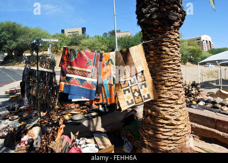 Kunsthandwerker-Markt auf der Hauptstraße in Windhoek Stockfoto