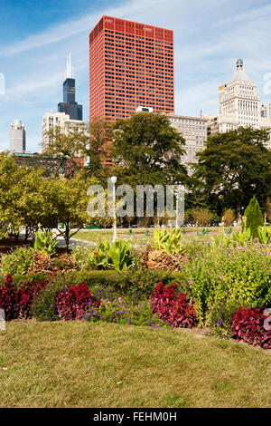 Bunte Morgen in Chicago - die Architektur von Grant Park gesehen Stockfoto