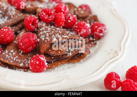 Pfannkuchen mit Himbeeren Stockfoto