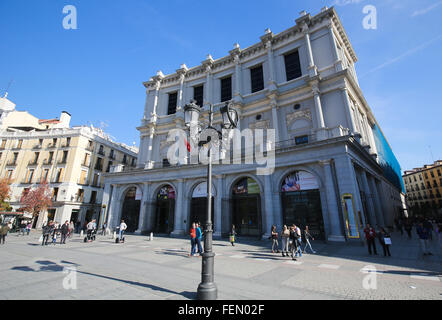 MADRID, Spanien - 14. November 2015: Oper von Madrid oder Teatro Real an der Plaza de Oriente in Madrid, Spanien Stockfoto