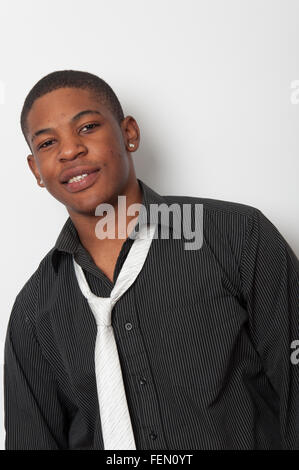 Porträt einer schönen jungen Afroamerikaner hautnah. Stockfoto