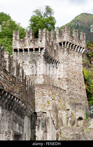 Wälle, Festung, UNESCO World Heritage Site drei Burgen, Festungen und Stadtmauern von Bellinzona, Tessin, Schweiz Stockfoto