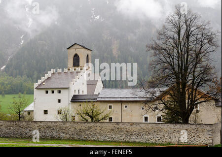 UNESCO World Heritage Site Benediktiner Kloster des Heiligen Johannes in Müstair, Kanton Graubünden, Schweiz Stockfoto