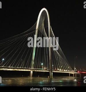 Ein quadratisches Format Blick auf Jagd Margaretenbrücke in Dallas Stockfoto