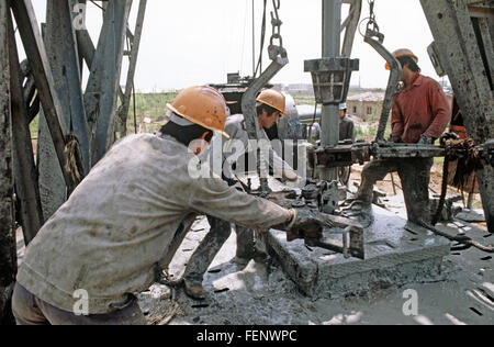Öl gut Rigger, Ölfelder von Daqing, Provinz Heilongjiang, China Stockfoto