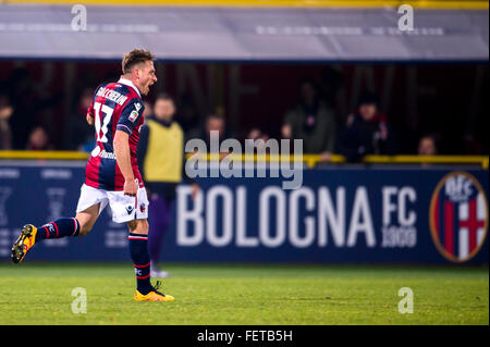 Bologna, Italien. 6. Februar 2016. Emanuele Giaccherini (Bologna) Fußball: Emanuele Giaccherini von Bologna feiert erzielte sein erste Tor Seite während des italienischen "Serie A"-Spiels zwischen Bologna 1-1 Fiorentina Stadium Renato Dall Ara in Bologna, Italien. © Maurizio Borsari/AFLO/Alamy Live-Nachrichten Stockfoto