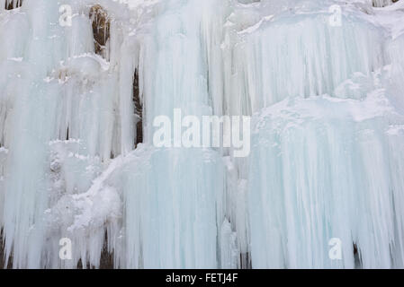 Eisfall, Sachalin, Russland. Stockfoto