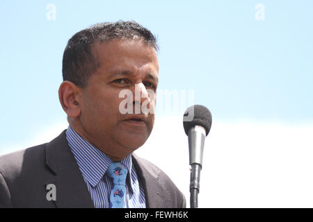 Danny Nalliah, Daniel Nalliah, Rise Up Australien Party spricht bei der PEGIDA Rallye in Canberra, Australien. Stockfoto